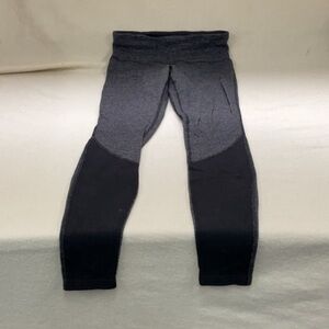 EUC woman’s Lululemon leggings